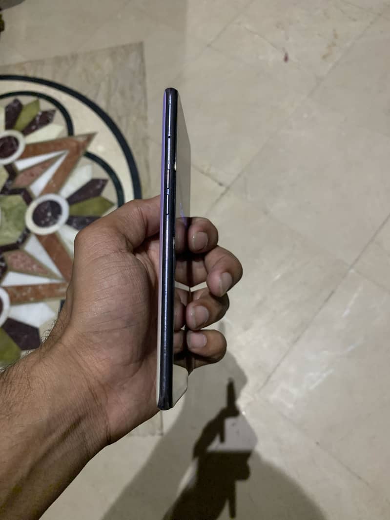 OPPO A95 1