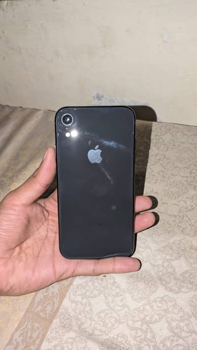 Apple iPhone XR