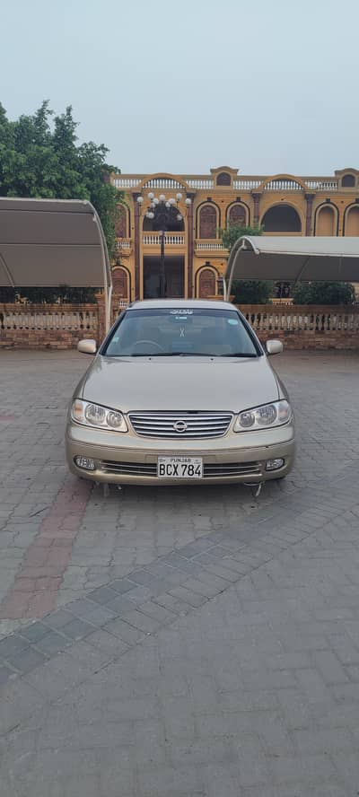 Nissan Sunny 2005