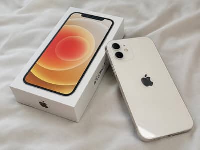 Apple iPhone 12