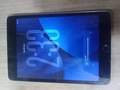ipad mini 5 for sale and exchange with iphone only 11 and up model