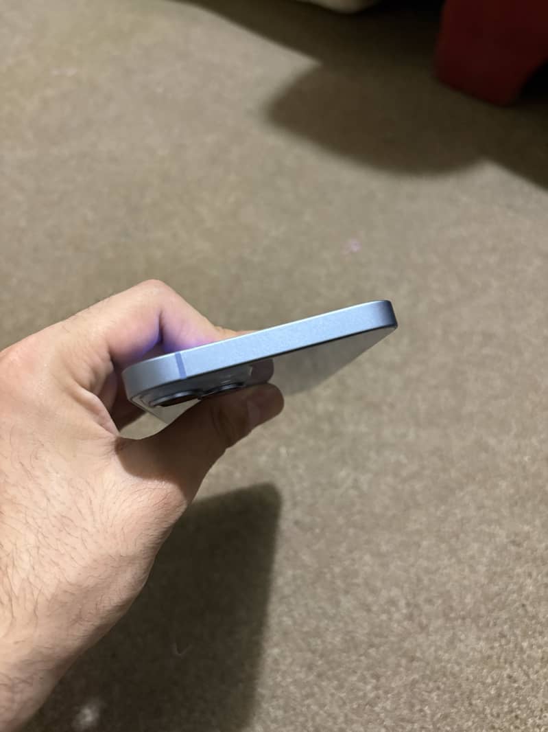 iPhone 14 plus 2