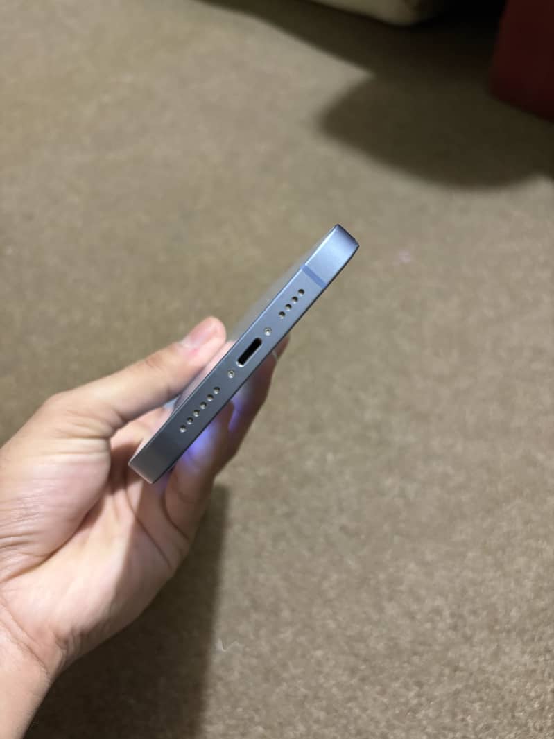 iPhone 14 plus 3