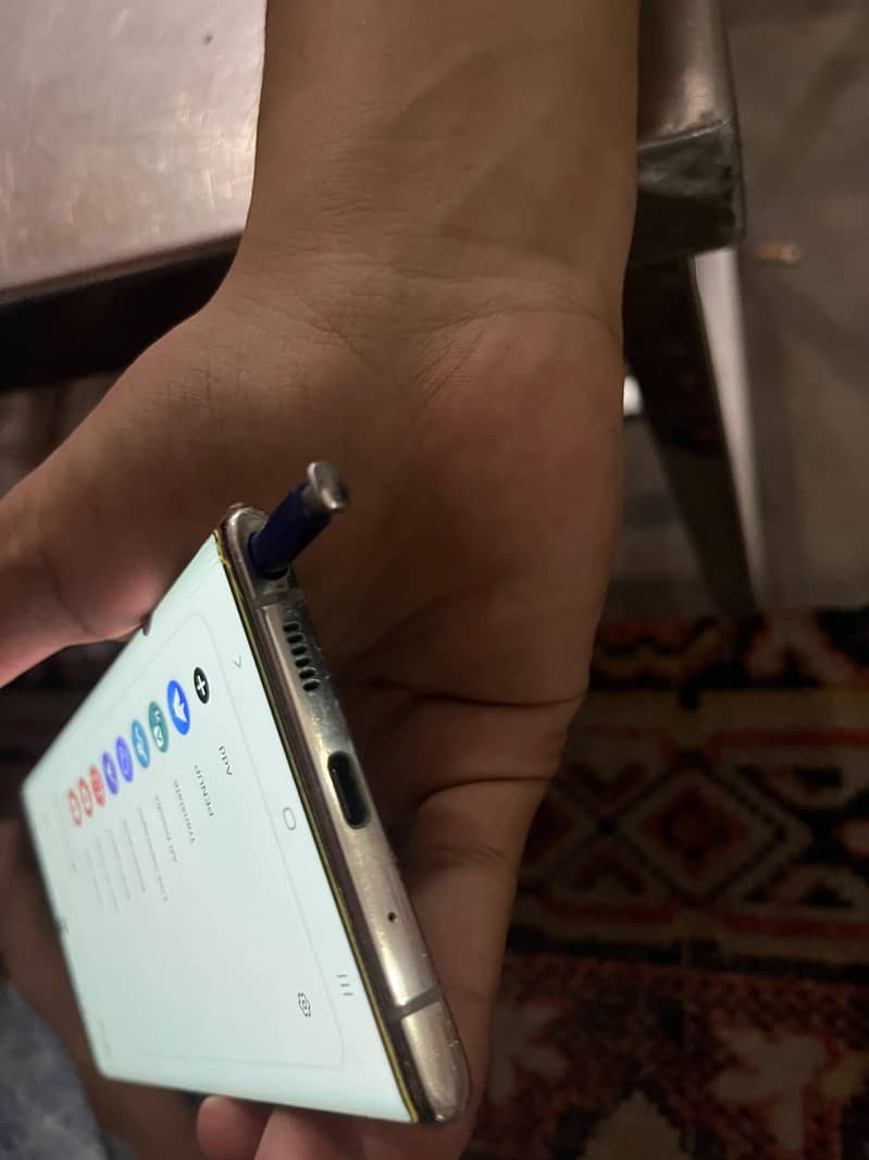Samsung Mobile Note 10 Plus 2