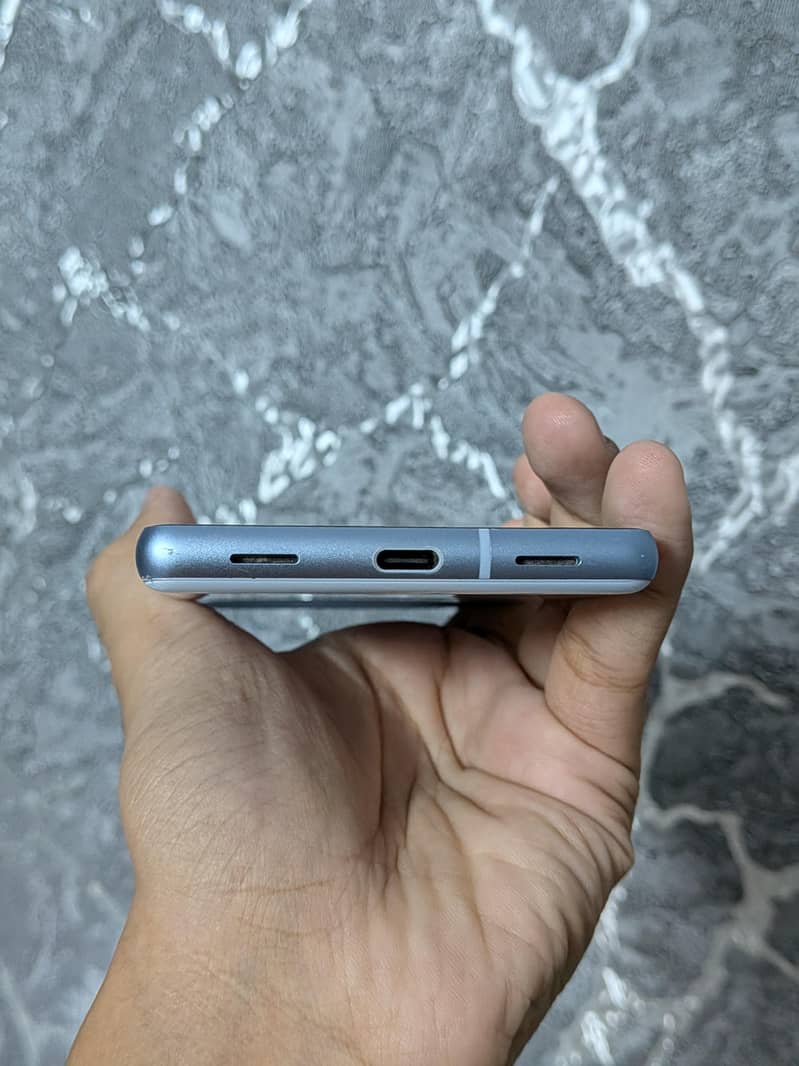 Google Pixel 7a 6