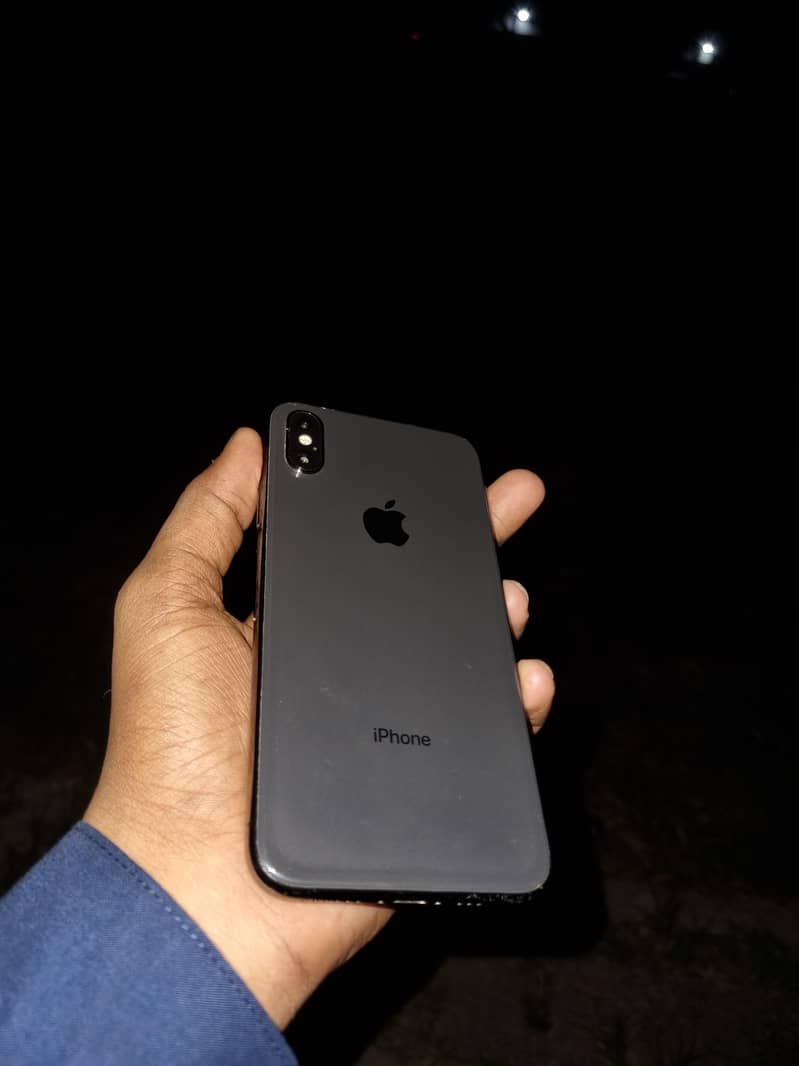 iPhone xs 0