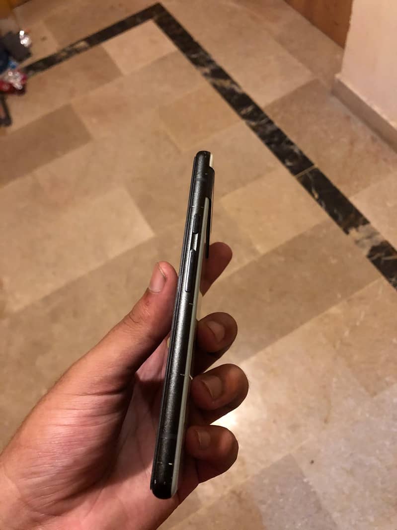 Google Pixel 6a 1