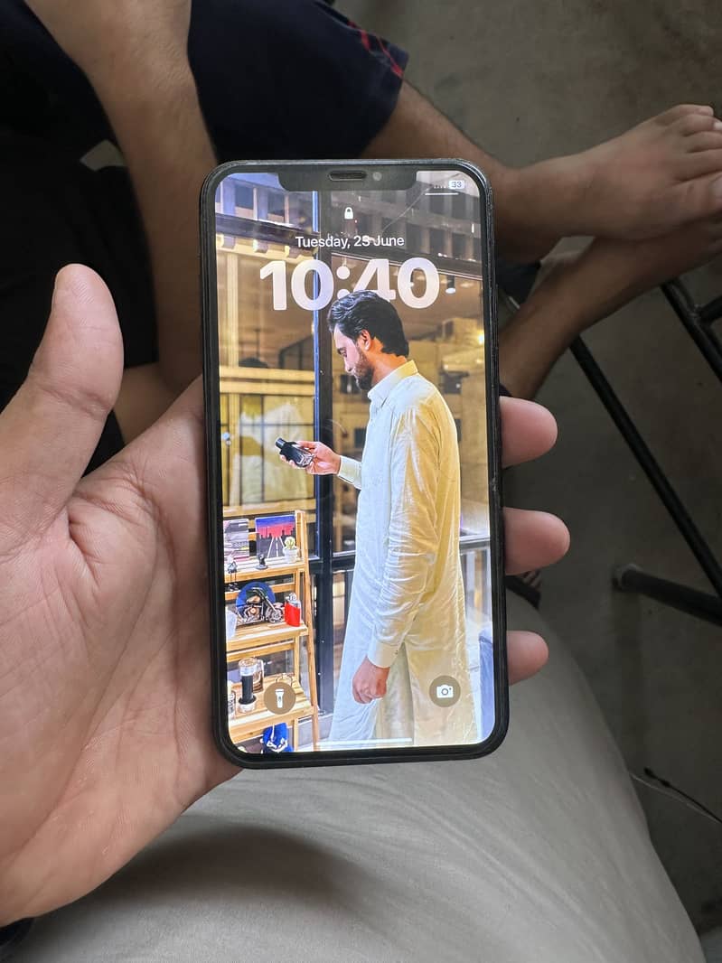 xs max 5