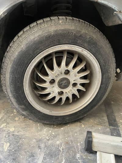 kia classic tyres with rim complete 2004 model car tyres 4 pieces