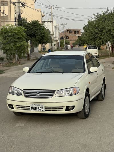 Nissan Sunny 2005