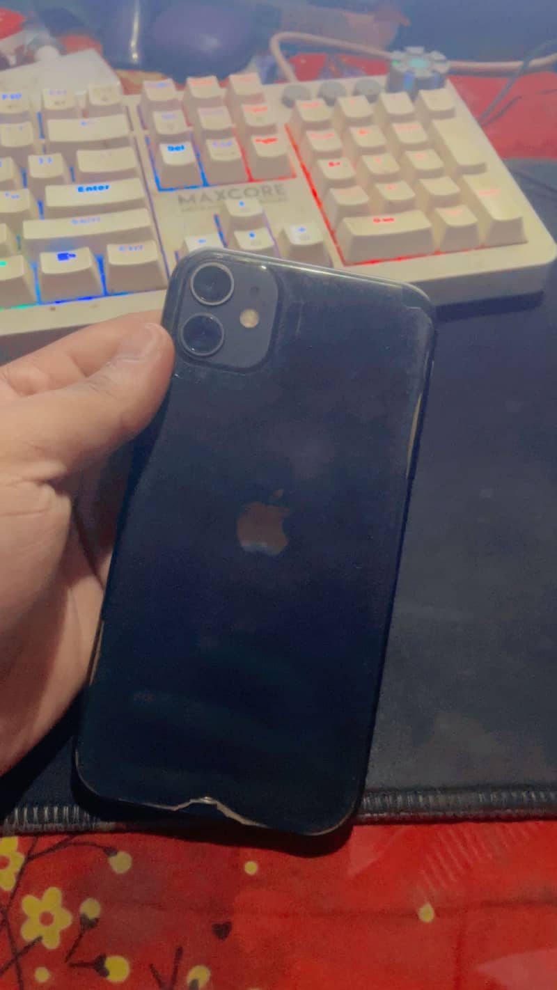 Apple iPhone 11 3