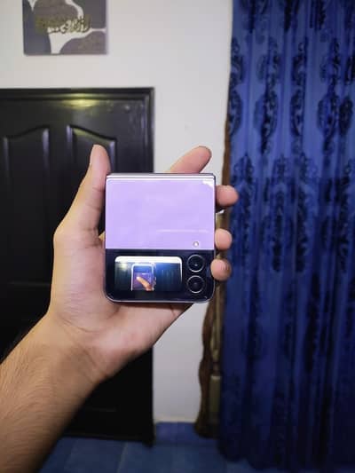 Samsung Mobile Z Flip 4
