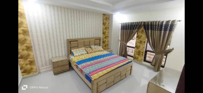 Par Day and short Time One and Two BeD Room appaertment Available for rent Bahria Town Phase 4 and 6 Empire Heights 2 family apartment any time