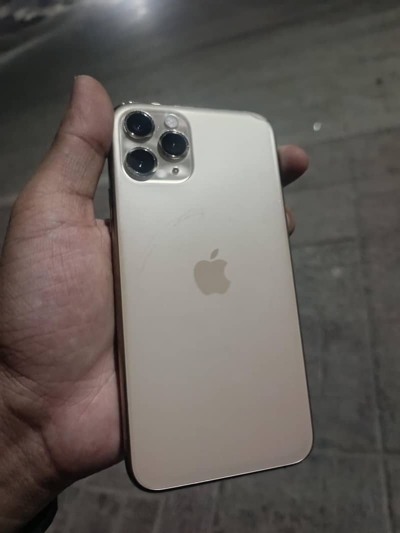 Apple iPhone 11 Pro 0