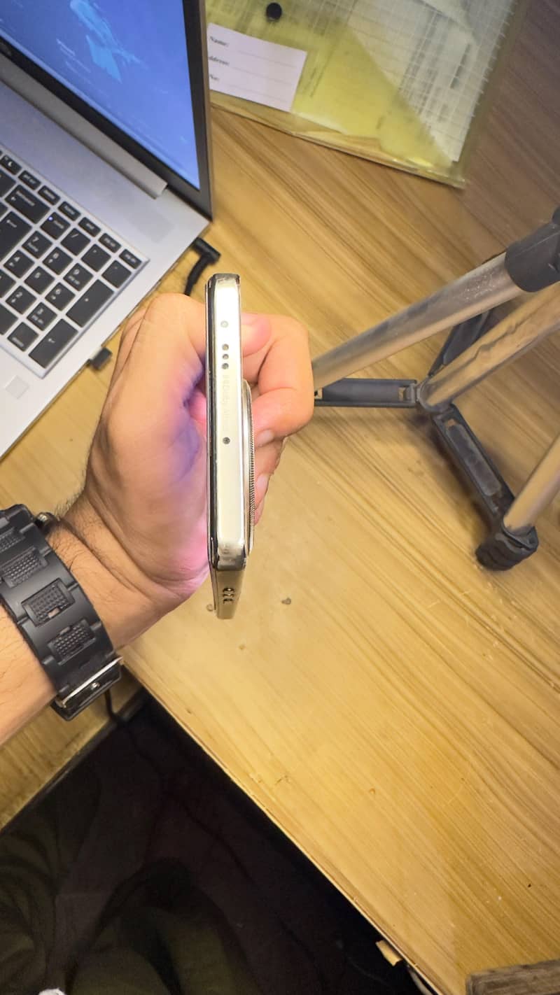 Tecno CAMON 30 4