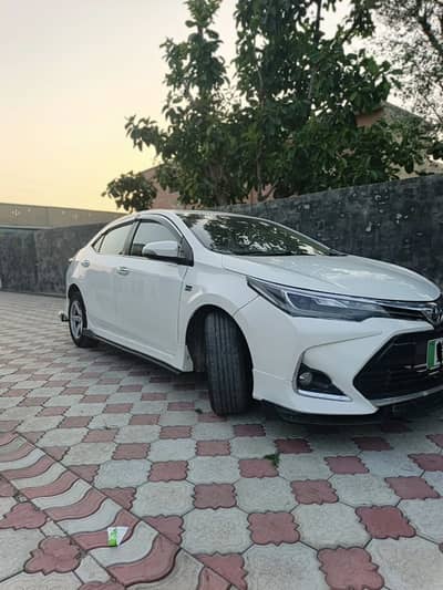 Toyota Altis Grande 2018