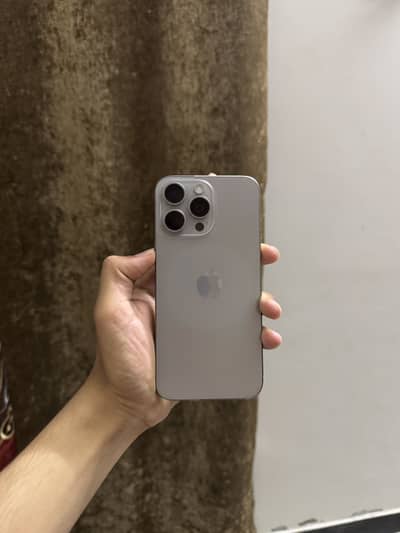 Apple iPhone 15 Pro Max(Jv)