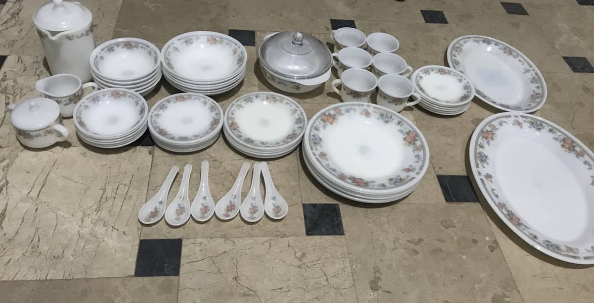 Marble Dinner Set 2