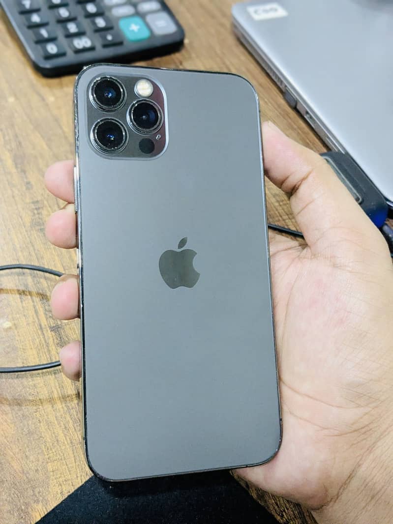 iPhone 12 Pro 0