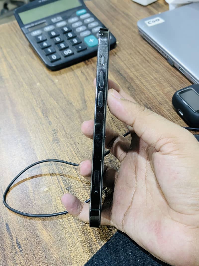 iPhone 12 Pro 2