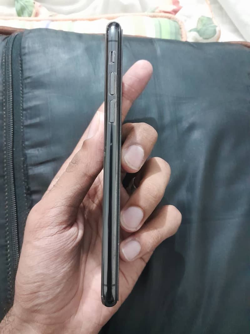 Apple iPhone X 2