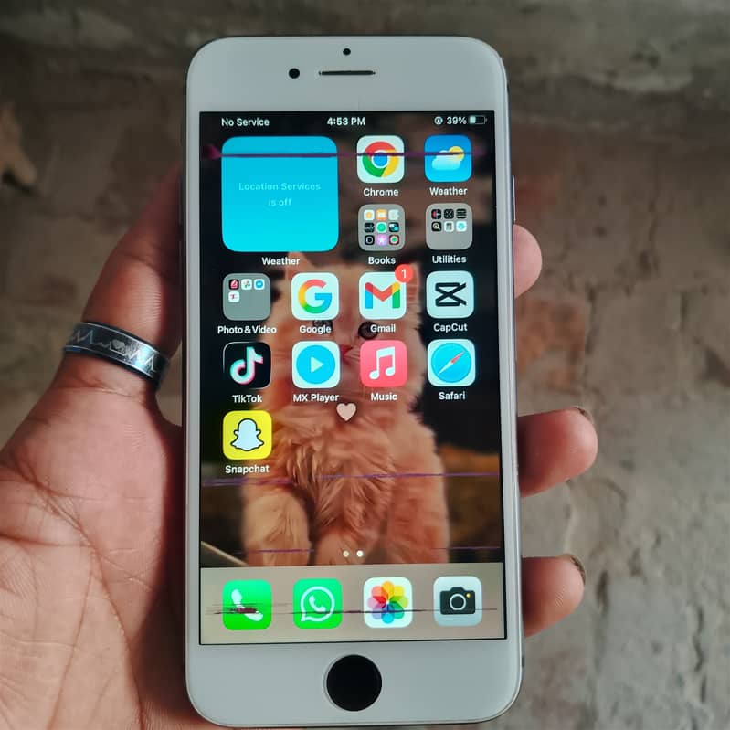 Apple iPhone 8 3