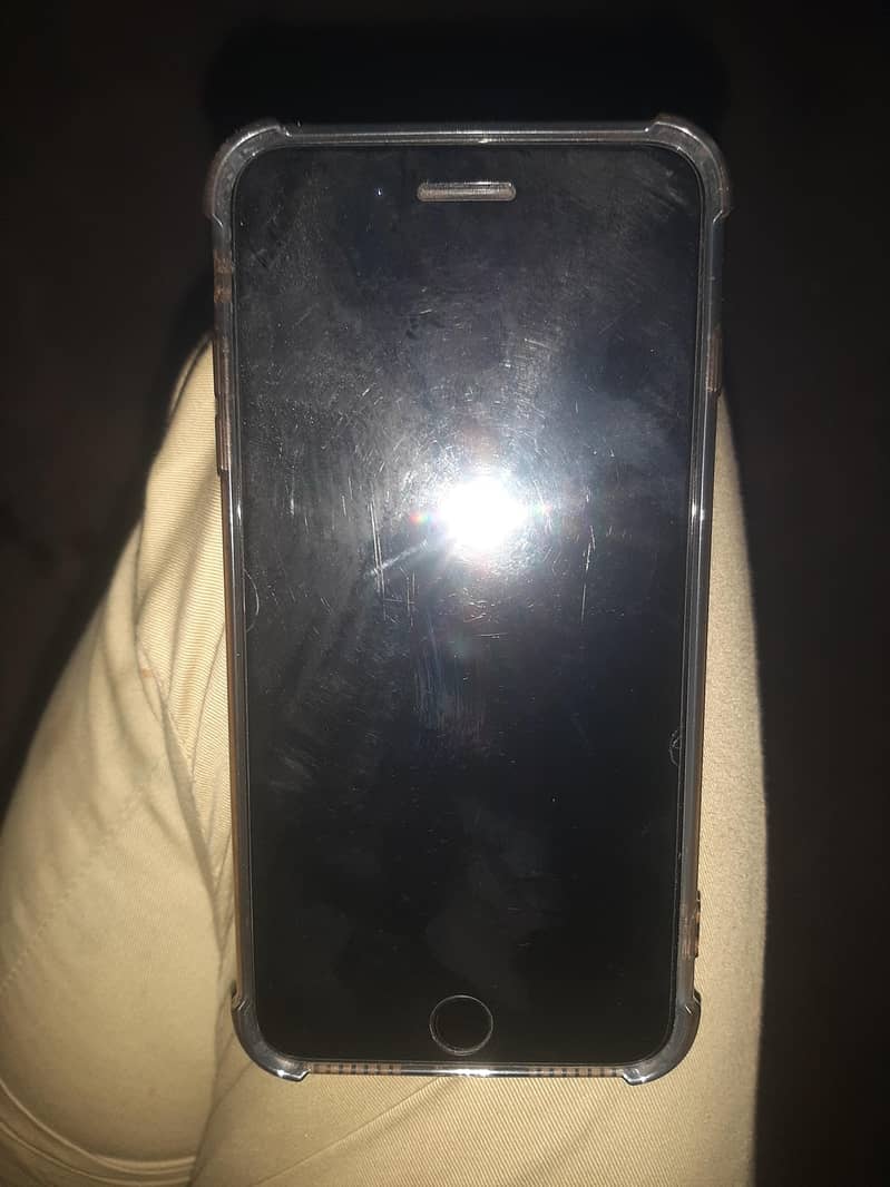 Apple iPhone 7 Plus 2