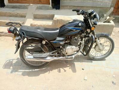 bilkul geniune bike he 1st owner