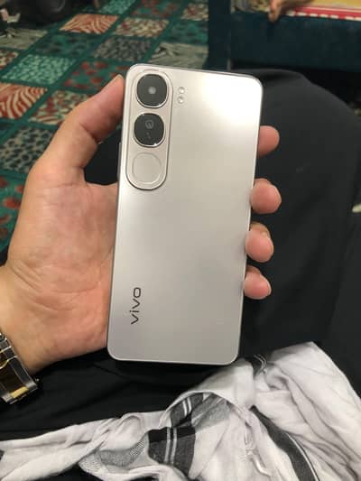 vivo y200