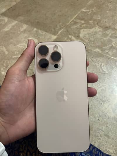Apple iPhone 16 Pro Max