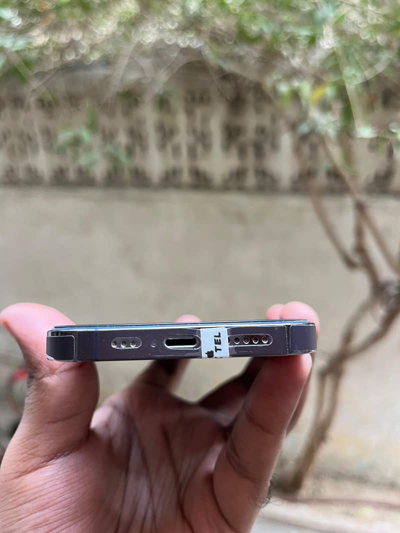 Apple iPhone 14 Pro 4