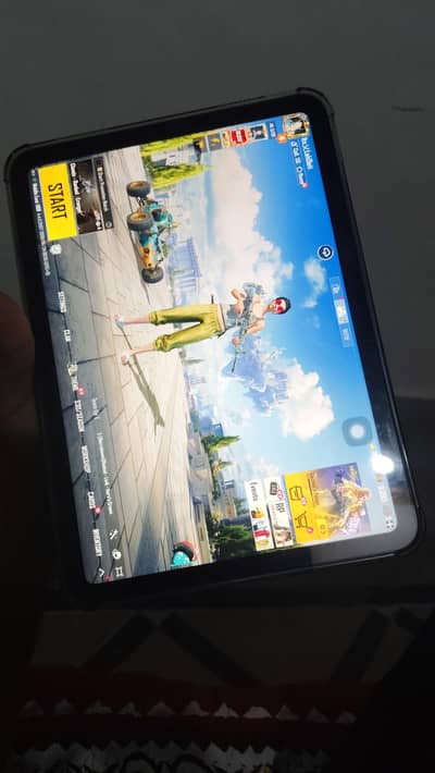 iPad 11 Gen (Latest Model) – Excellent Condition – Urgent Sale
