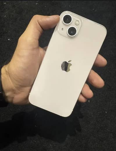 Apple iPhone 13