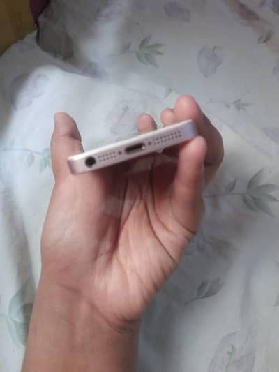 Apple iPhone SE 2016