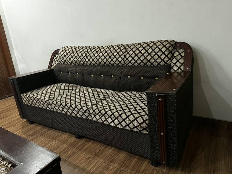 Sofa Set with Table 0