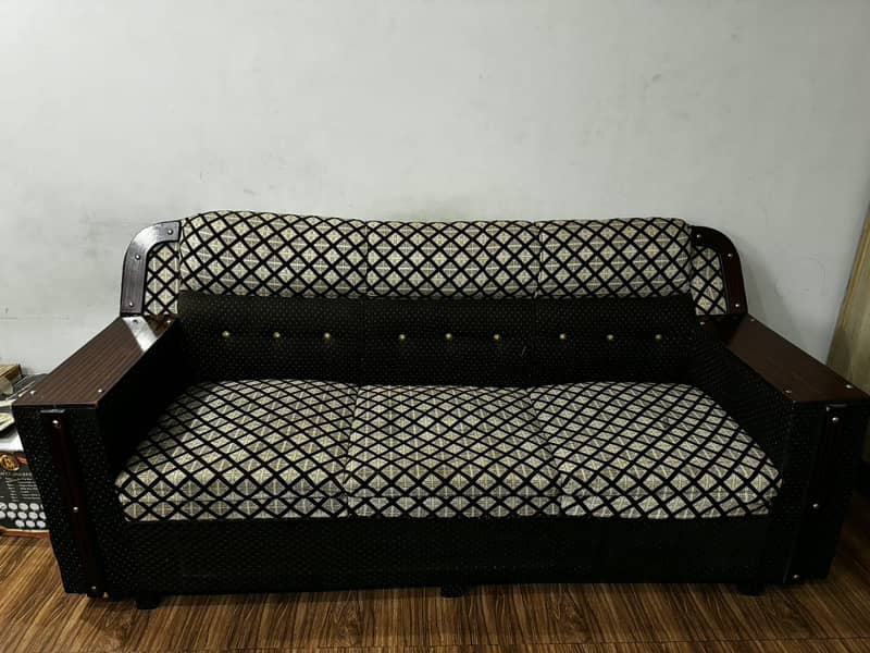 Sofa Set with Table 1