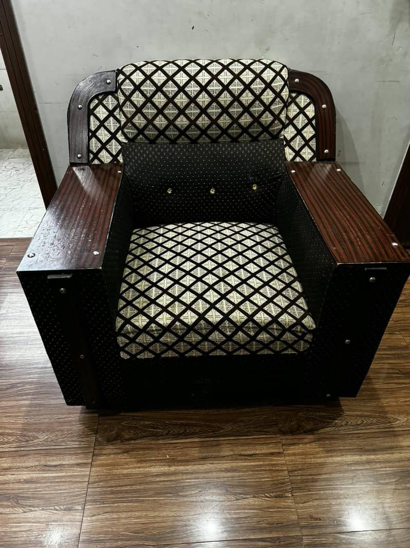 Sofa Set with Table 2