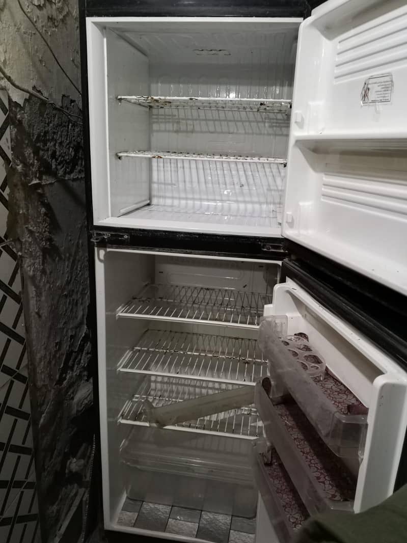 refrigerator 1