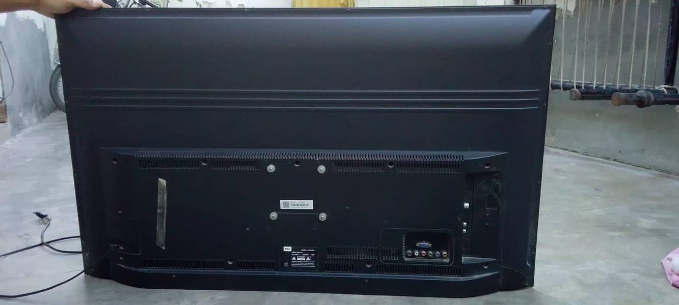 LCD  WITH GOOD CONDTION 1