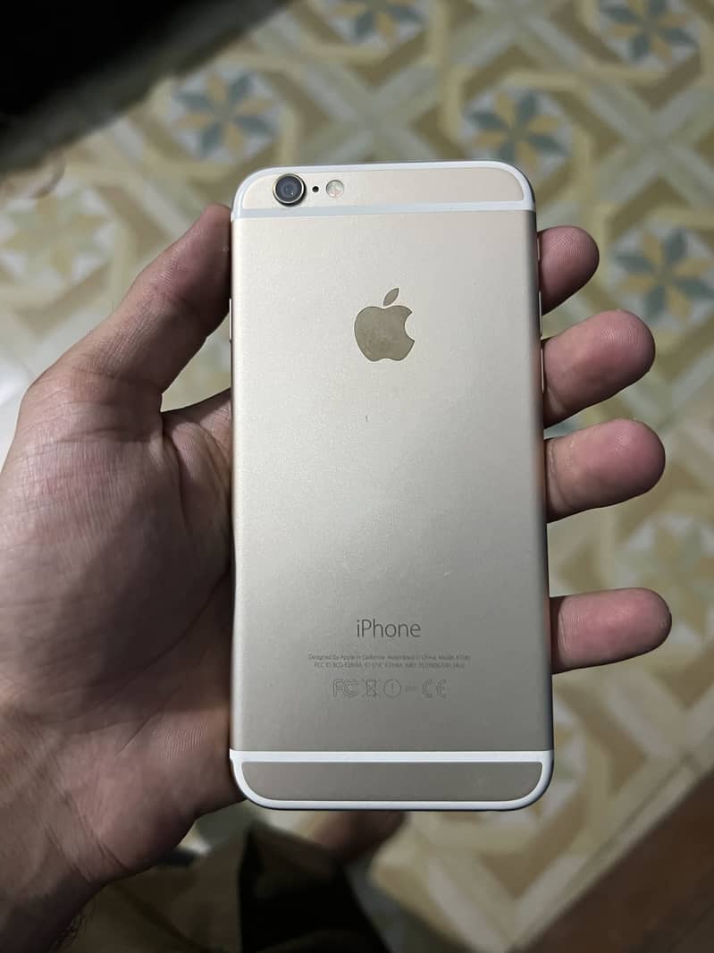 Apple iPhone 6 0