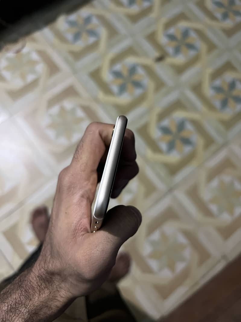 Apple iPhone 6 2