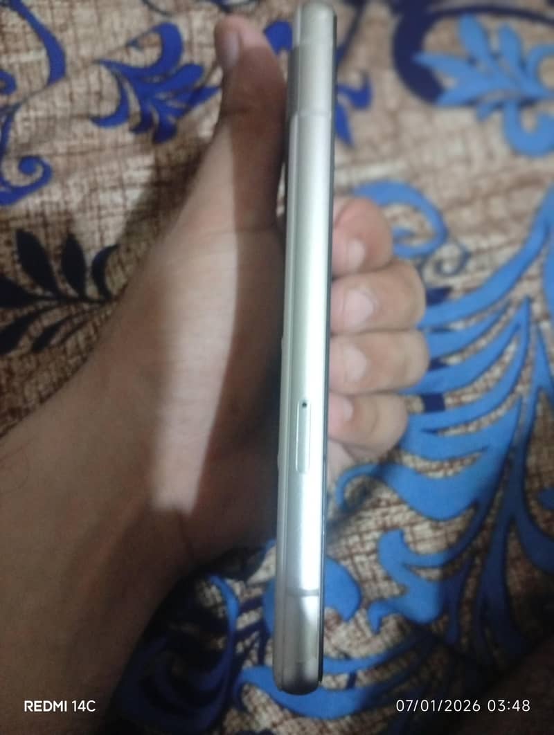 Google Pixel 7a 4