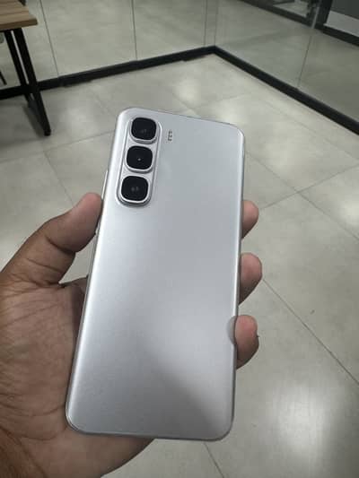 Infinix Hot 60 Pro Plus | 8-256 | With Box and Charger
