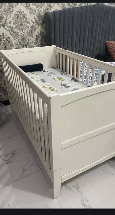 Premium Solid Wood Toddler Cot with Mattress – Excellent Condition
