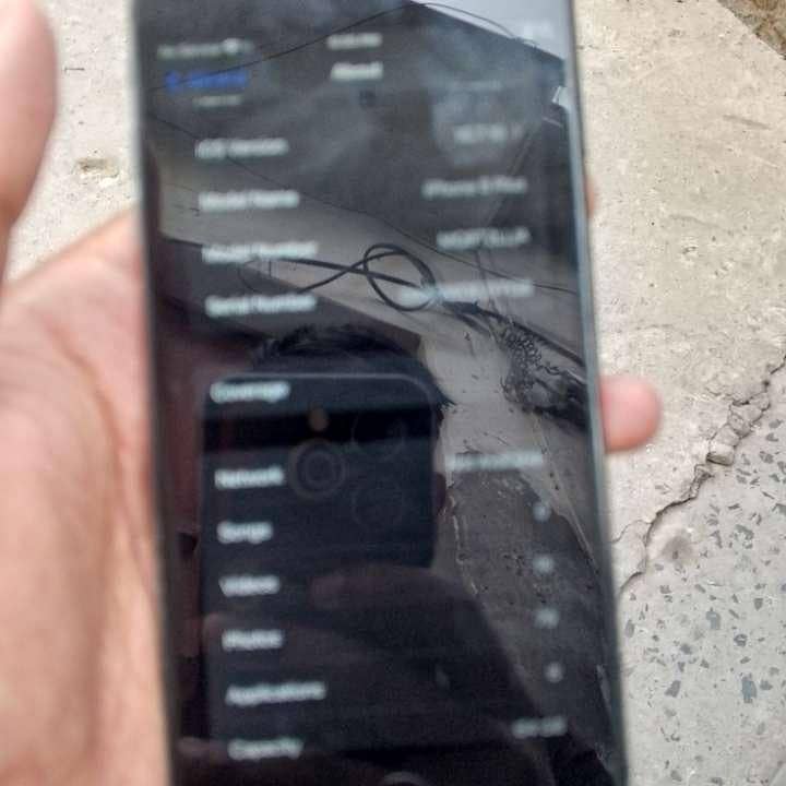 Apple iPhone 8 Plus 2