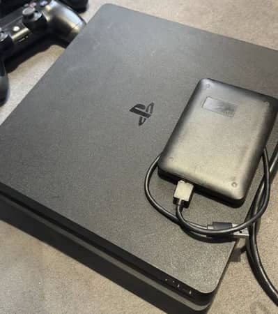 PS4 Slim 1500GB Jailbreak