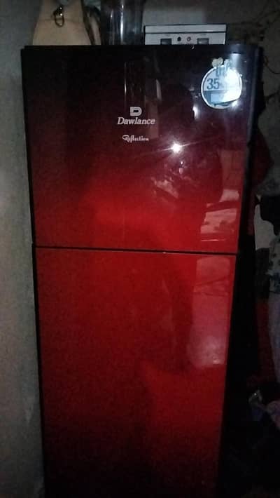 I'm selling my dawlance reflection fridge