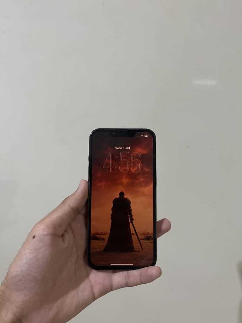 Apple iPhone 13 Pro 1