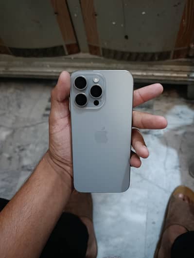 Apple iPhone 15 Pro Max