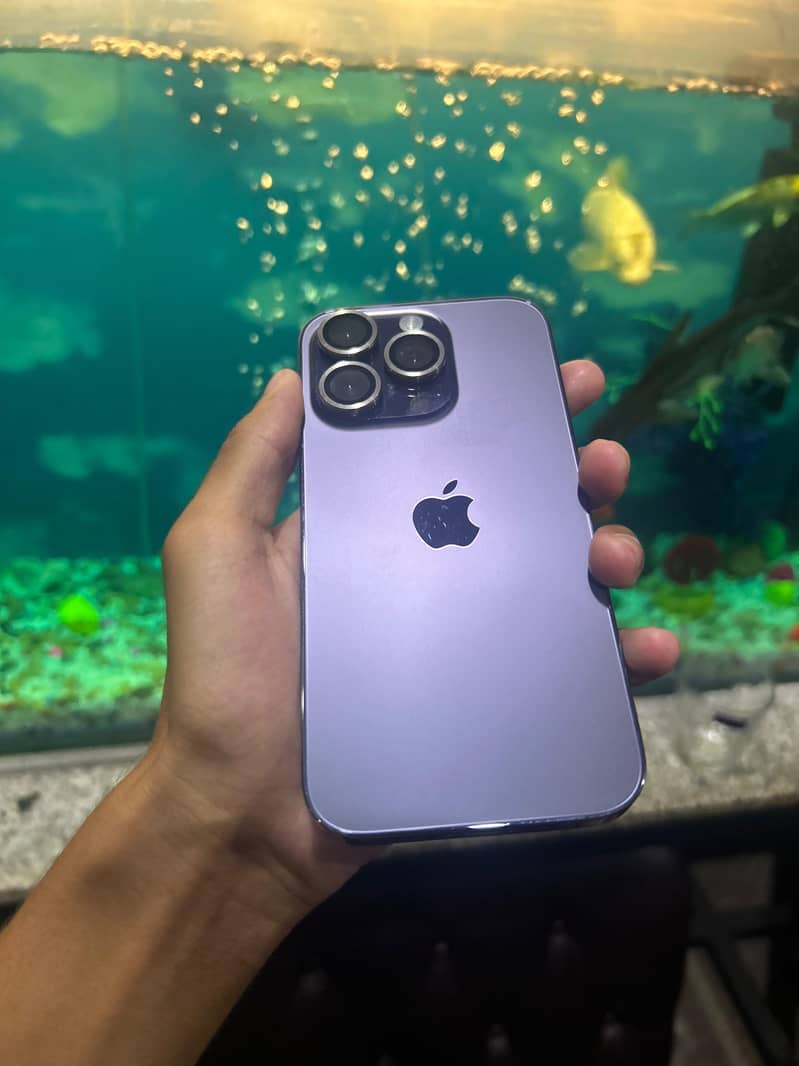 Apple iPhone 14 Pro 0